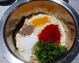 A picture of step 1 of Chilla Raita.
