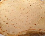 Foto del passaggio 3 della ricetta Crespelle di farro,taleggio e funghi porcini senza uova