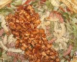 A picture of step 6 of Tri-Colour Chicken Pasta Platter.