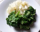 Foto langkah ke 7 dari resep 89. Sayuran Rebus Sawi Pahit dan Kol Saus Kacang Pedas.