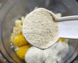Foto del paso 1 de la receta: 🧀Muffins salados de queso o pancitos de queso #singluten 🧀5 ingredientes 3 pasos ⚡⚡⚡