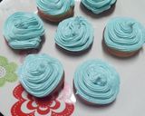 Foto del paso 2 de la receta: Cupcakes con Buttercream 🎊🎂😎