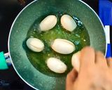A picture of step 2 of Hyderabadi Bagara Baingan.