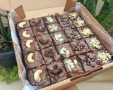 Foto langkah ke 1 dari resep Fudgy brownies shiny oven tangkring,tanpa loyang sekat.