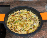 Foto del paso 9 de la receta: Spaghetti caldoso con almejas, coco, piparras y café