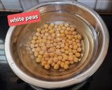 A picture of step 1 of Misal pav.