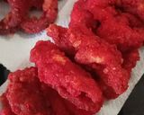 A picture of step 6 of Cheetos Flamin Hot Fried Chicken.