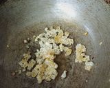 A picture of step 2 of Gond laddu.