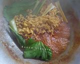 Foto langkah ke 3 dari resep Mie Nyemek Saus Gochujang (Anti ribet).