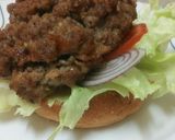 A picture of step 2 of Beef burger.