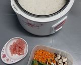 รูปขั้นตอนการทำที่ 1 ของ ข้าวผัดหมูผักรวม