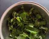 A picture of step 1 of Raw mango & grapes raita.