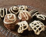 A picture of step 9 of OREO Truffles.