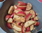 A picture of step 2 of Apple Crisp with Oats.