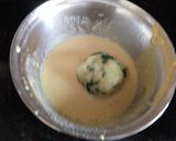 A picture of step 3 of Vada pao.