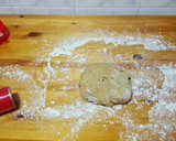 Foto del paso 1 de la receta: Galletas de mantequilla con chips de chocolate y ralladura de na
