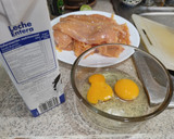 Foto del paso 6 de la receta: Pechuga empanizada bañada en salsa de tomate