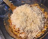 Une image de l'étape 10 de Timbale de spätzles aux tomates, thon, emmental et curcuma.