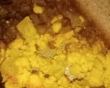 A picture of step 2 of Scrumble pineapple egg.
