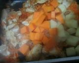 Foto del paso 2 de la receta: Guiso de pollo con fideos