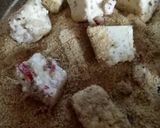 A picture of step 5 of Paneer papdi.