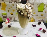 A picture of step 4 of Leftovers brownie/ chocolate cake shake.