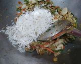 Foto langkah ke 3 dari resep Masala Fried Rice.