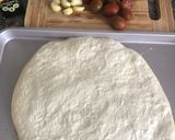 Hình bước làm 1 của món Tomato garlic and cheese focaccia