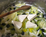Foto del paso 2 de la receta: Crema de calabacín con toque de hierbabuena