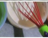 A picture of step 4 of Tricolor Muffins.
