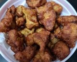Foto langkah ke 3 dari resep Ayam Popcorn Goreng Pandan.