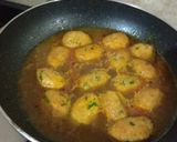 A picture of step 6 of Bhaat Na Rasawala Muthia.