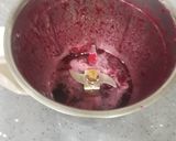 A picture of step 4 of Pomegranates Beetroot Juice.
