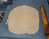 Foto del paso 8 de la receta: Calzone de choclo con harina integral🌽🌽