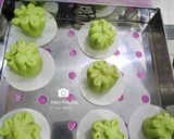 Foto langkah ke 9 dari resep Bakpao Pandan Isi Inti Kelapa.