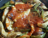 Foto del paso 9 de la receta: Fajitas de Trigo y Maíz con Pollo con verduras agridulces