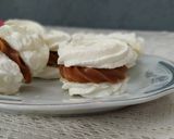 Foto del paso 3 de la receta: Merengues con dulce de leche
