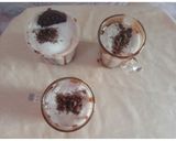 A picture of step 4 of Oreo Milkshake.