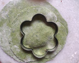 A picture of step 11 of Spinach Beets Ravioli with Minced Mushroom in Bachmel Sauce.