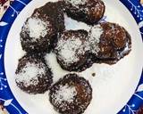 Baby doughnuts with coconut & chocolate topping recipe step 4 photo