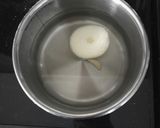 A picture of step 1 of Spaghetti with peppers sauce.