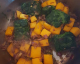 Foto del paso 5 de la receta: Potaje de azukis, calabaza y espinacas (olla rápida) 🌿
