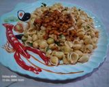 صورة لخطوة 1 من وصفة معكرونة اصداف بالجمبري 🍝🍤