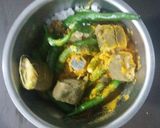 A picture of step 2 of Raw Tamrind tokku / Raw Tamrind chitney.