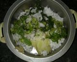 A picture of step 1 of Spinach Potato Corn Flakes Sago Balls.