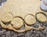 Foto del paso 7 de la receta: Galletitas saladas sin gluten(comes una y no paras😅)
