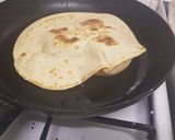 A picture of step 17 of Chapati type 2.