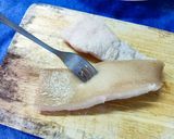 รูปขั้นตอนการทำที่ 2 ของ หนังหมูทอดกรอบ