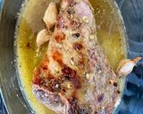 Une image de l'étape 5 de Gigot d’agneau à l’ail, miel, moutarde et muscat.
