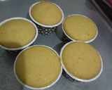 Foto langkah ke 5 dari resep Vanila cupcake.